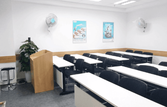 深圳新东方素质教育校区教室图片