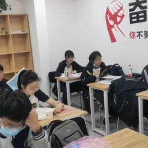 重庆千豪教育班课教学实景图片